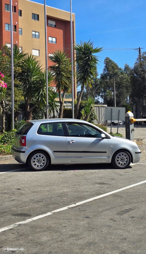 VW Polo - 2