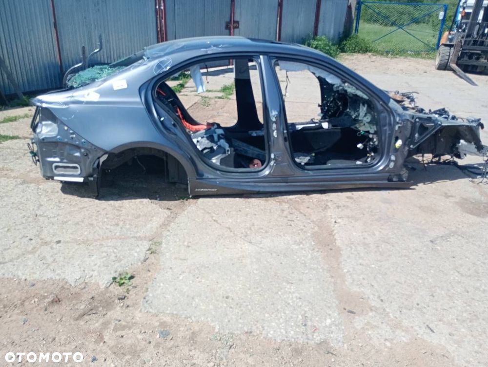 KAROSERIA ĆWIARTKA BŁOTNIK PRÓG DACH PODŁUŻNICA  LEXUS IS III (_E3_) 2013 - 2022 300h (AVE30_) - 4