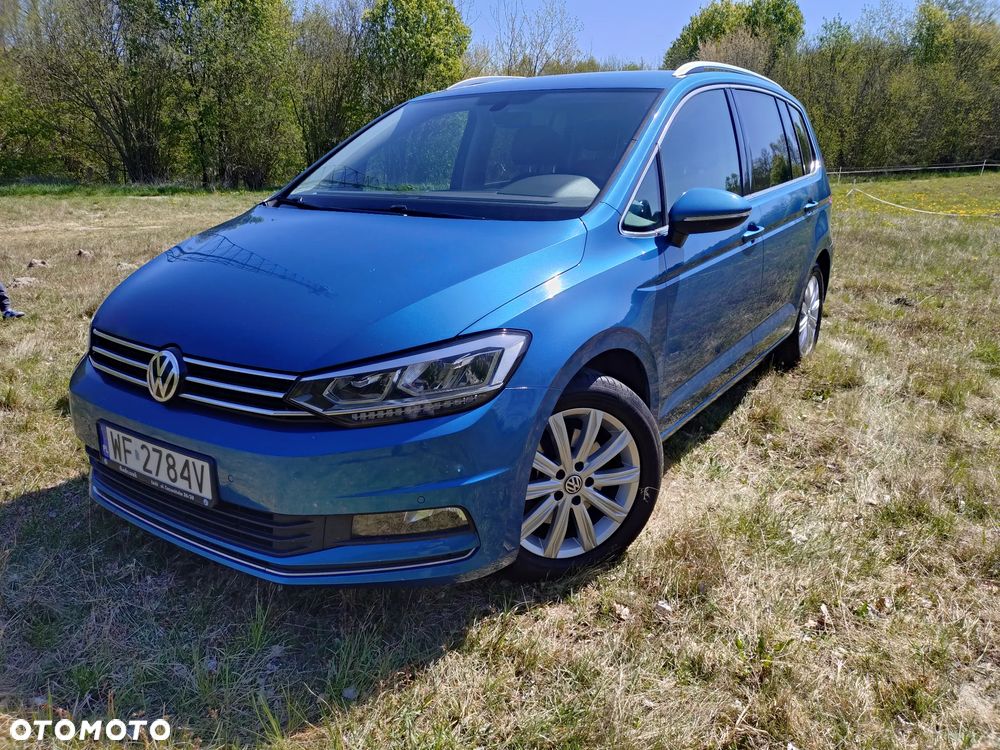 Volkswagen Touran - 1