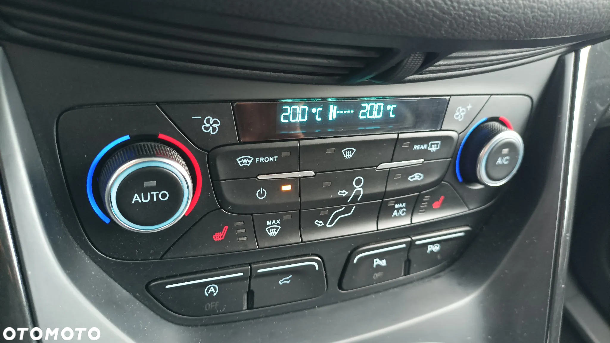 Ford Kuga 1.5 EcoBoost FWD Titanium ASS - 26
