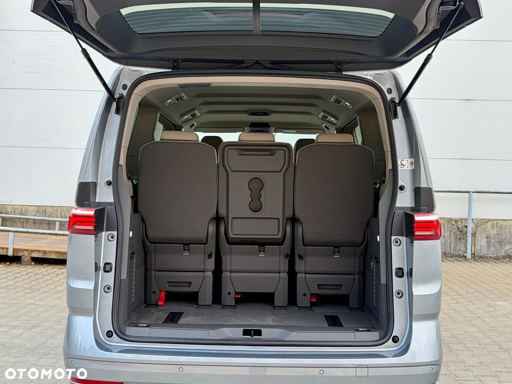 Volkswagen Multivan - 18
