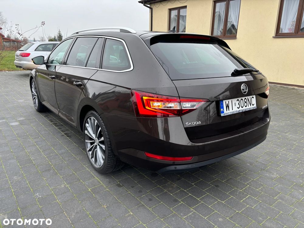Skoda Superb 2.0 TDI L&K DSG7 - 15