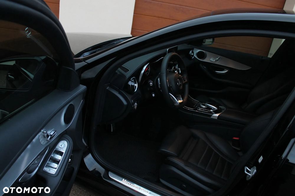 Mercedes-Benz Klasa C 200 4-Matic 9G-TRONIC - 17