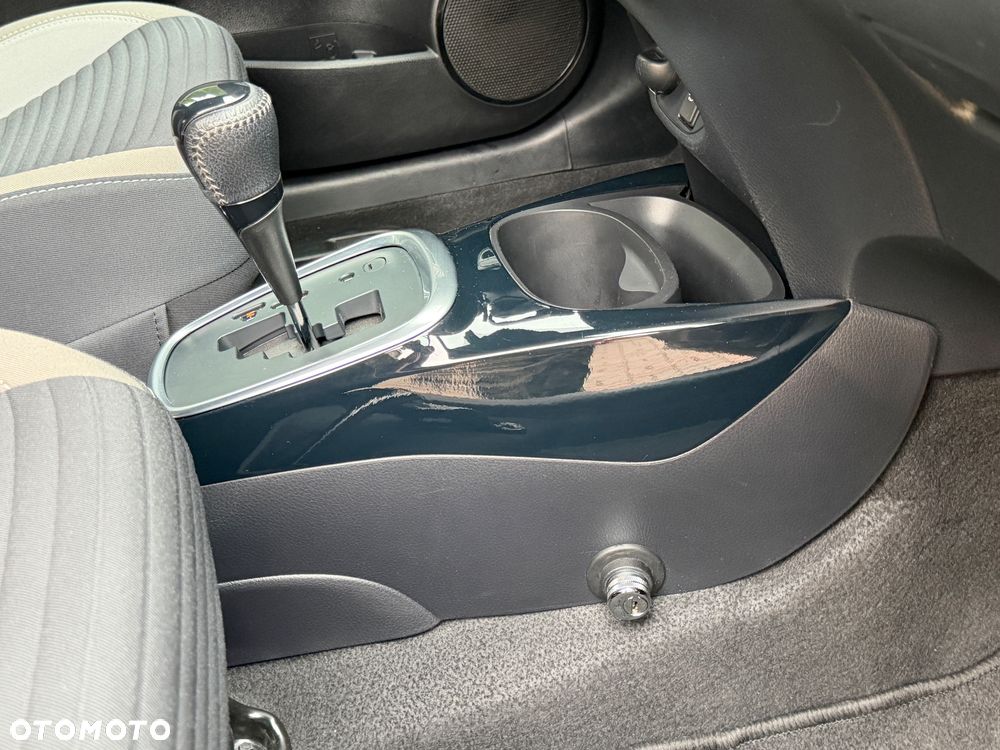 Toyota Yaris 1.5 Selection CVT - 10