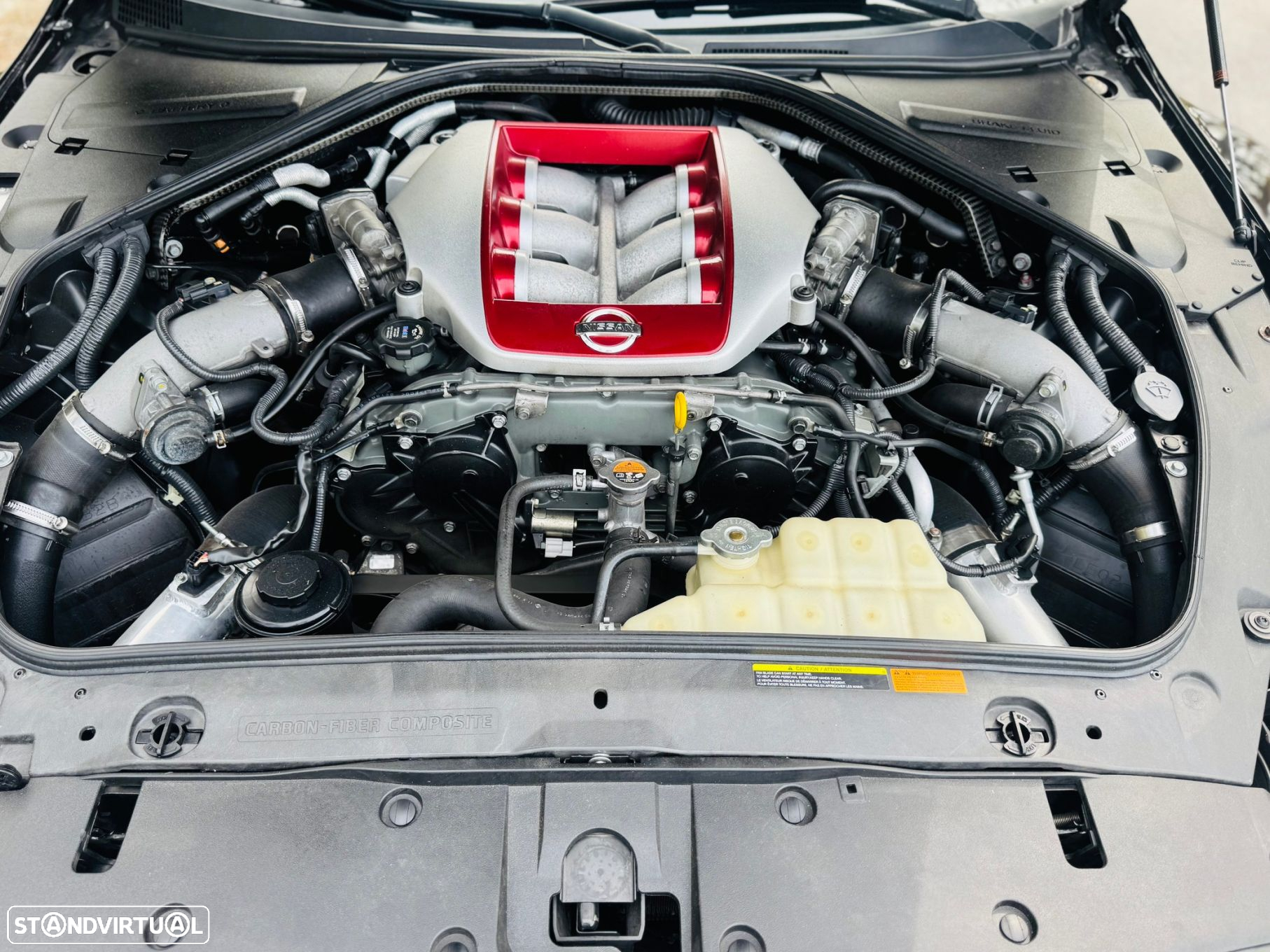 Nissan GT-R 3.8 V6 Black Edition - 42