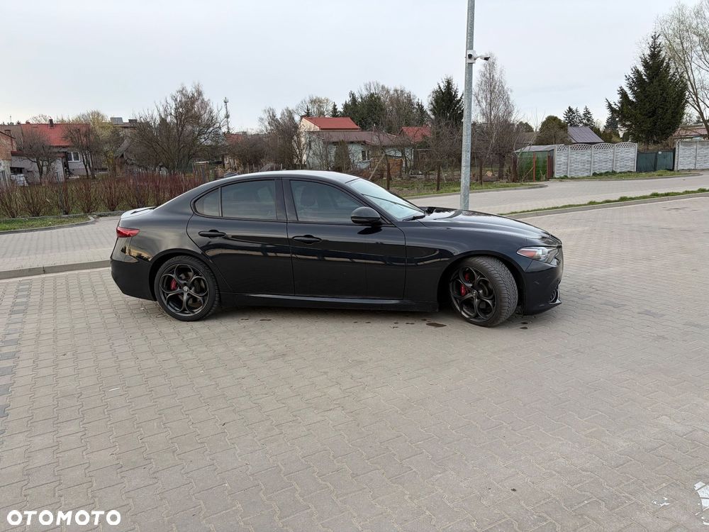 Alfa Romeo Giulia 2.0 Turbo Veloce - 4