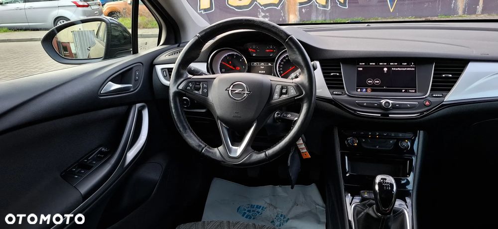 Opel Astra 1.5 D Start/Stop Business Edition - 11