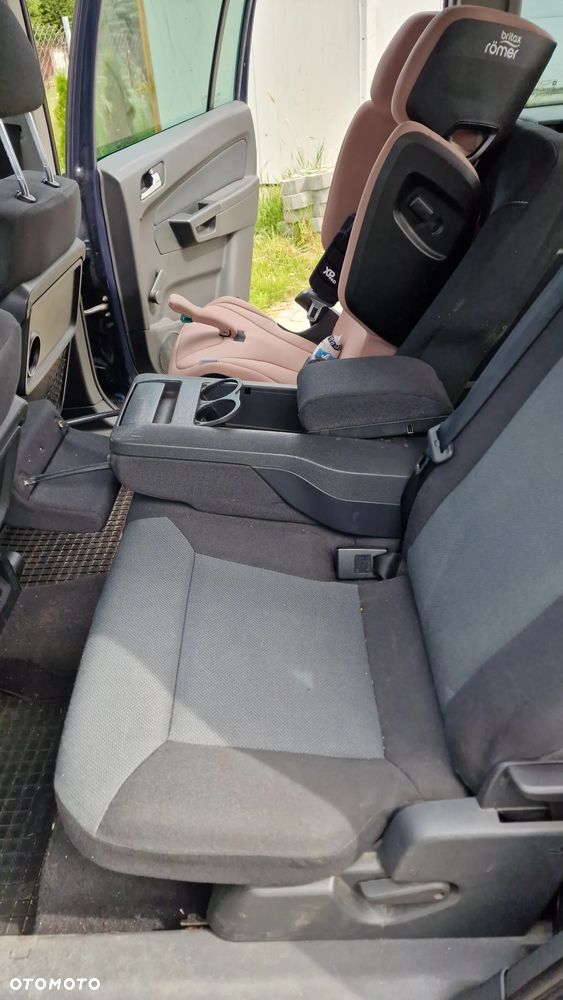 Opel Zafira 1.8 - 16