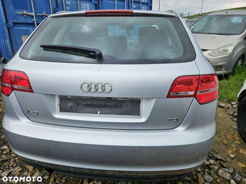 Audi A3 Sportback 2.0 TDI DPF Ambiente - 12