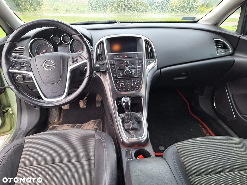 Opel Astra 1.7 CDTI Cosmo - 10