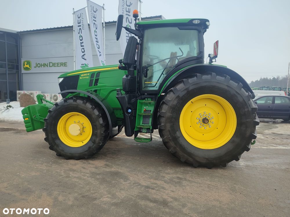 John Deere 6R250 - 1