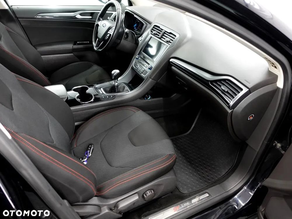 Ford Mondeo 2.0 TDCi ST-Line - 11