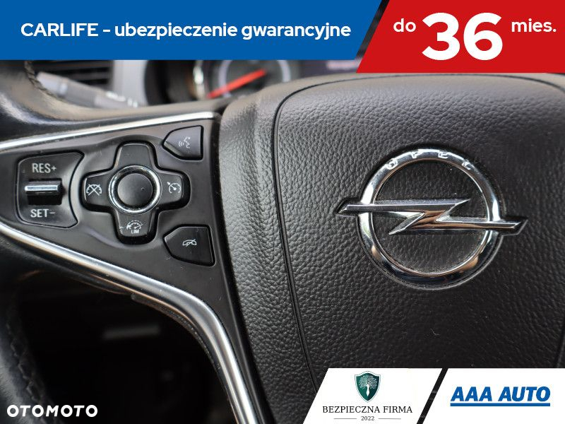 Opel Insignia - 18