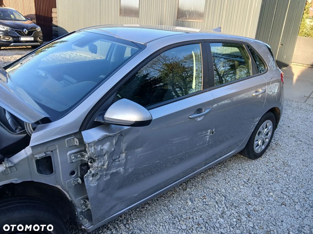 Hyundai i30 1.5 DPI Comfort - 15