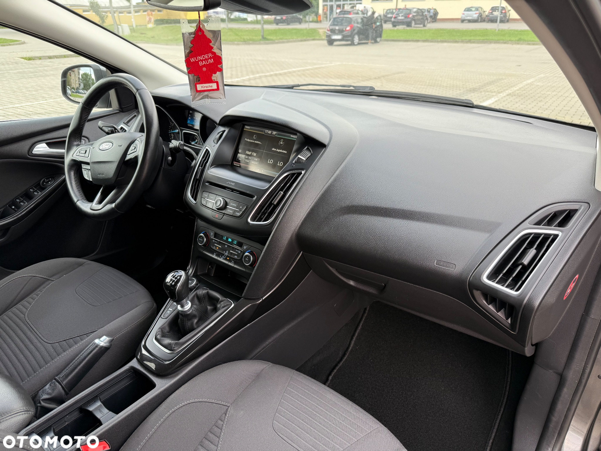 Ford Focus 1.0 EcoBoost Trend - 16