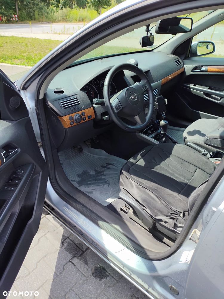 Opel Astra 1.6 Cosmo - 14