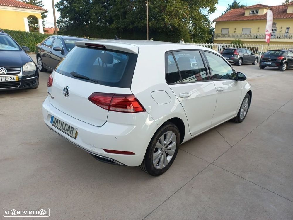 VW Golf 1.6 TDI Confortline - 7