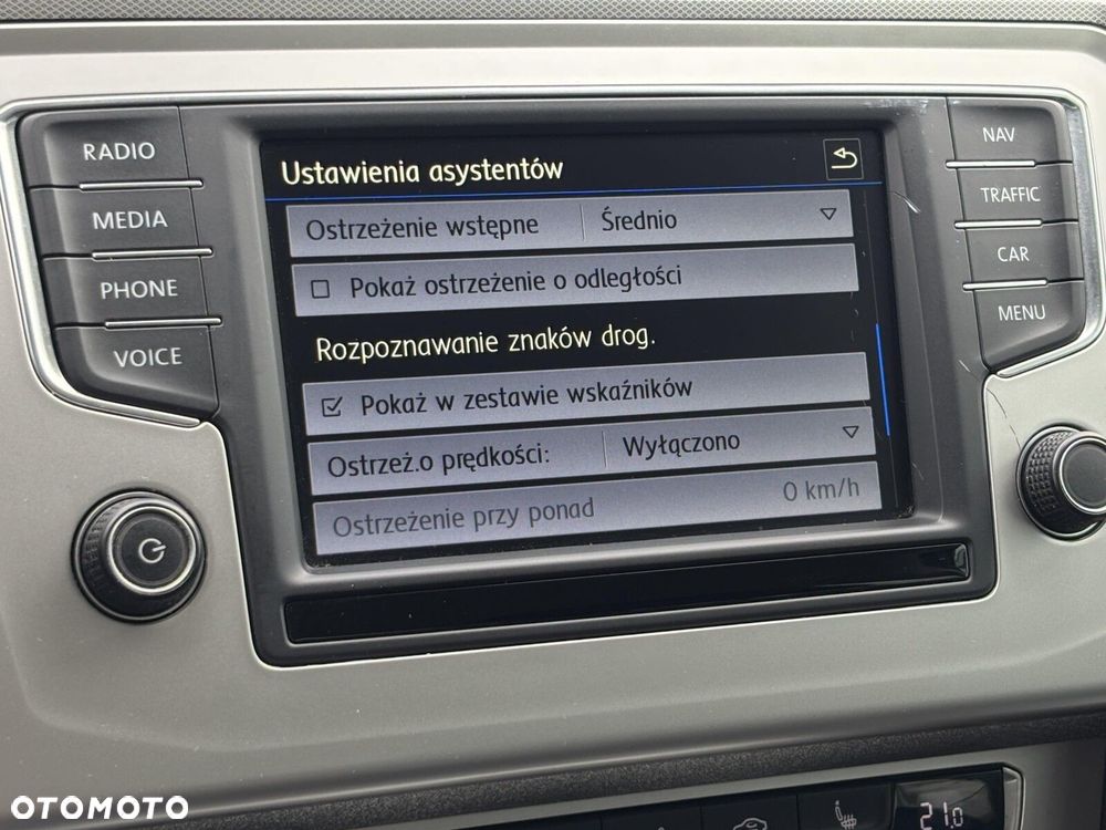 Volkswagen Passat 1.4 TSI BMT ACT Comfortline - 29