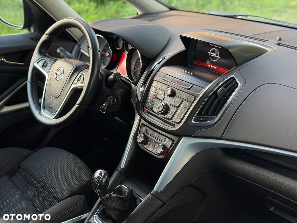 Opel Zafira 1.4 T Cosmo EcoFLEX S&S EU6 - 14