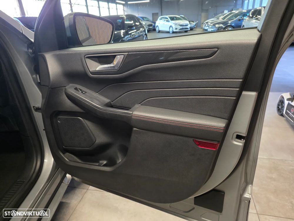 Ford Kuga 1.5 TDCi EcoBlue ST-Line Aut. - 33