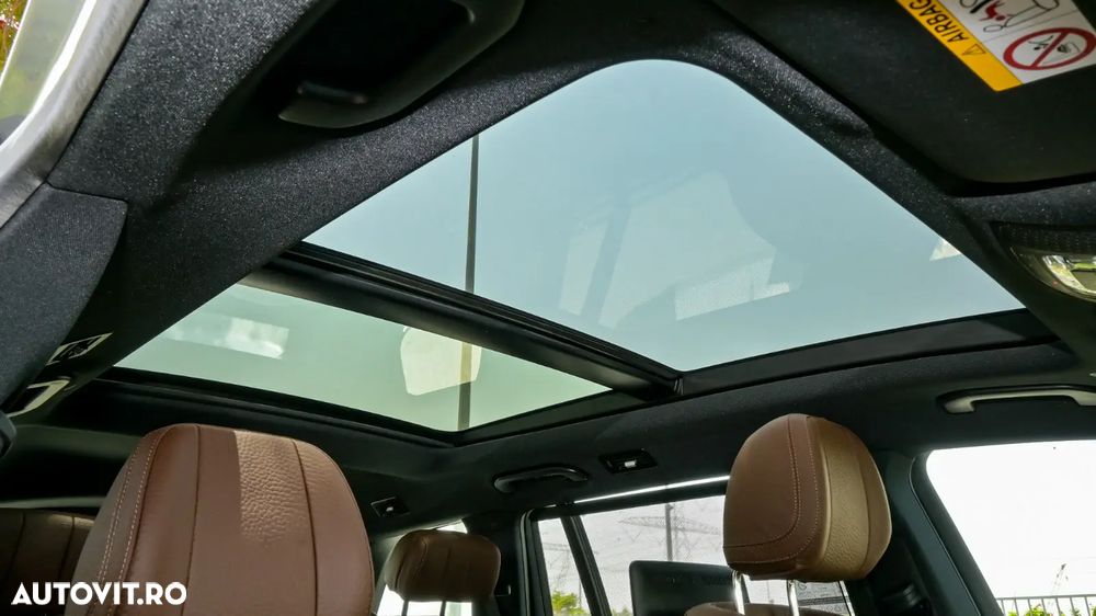 Mercedes-Benz GLS - 15