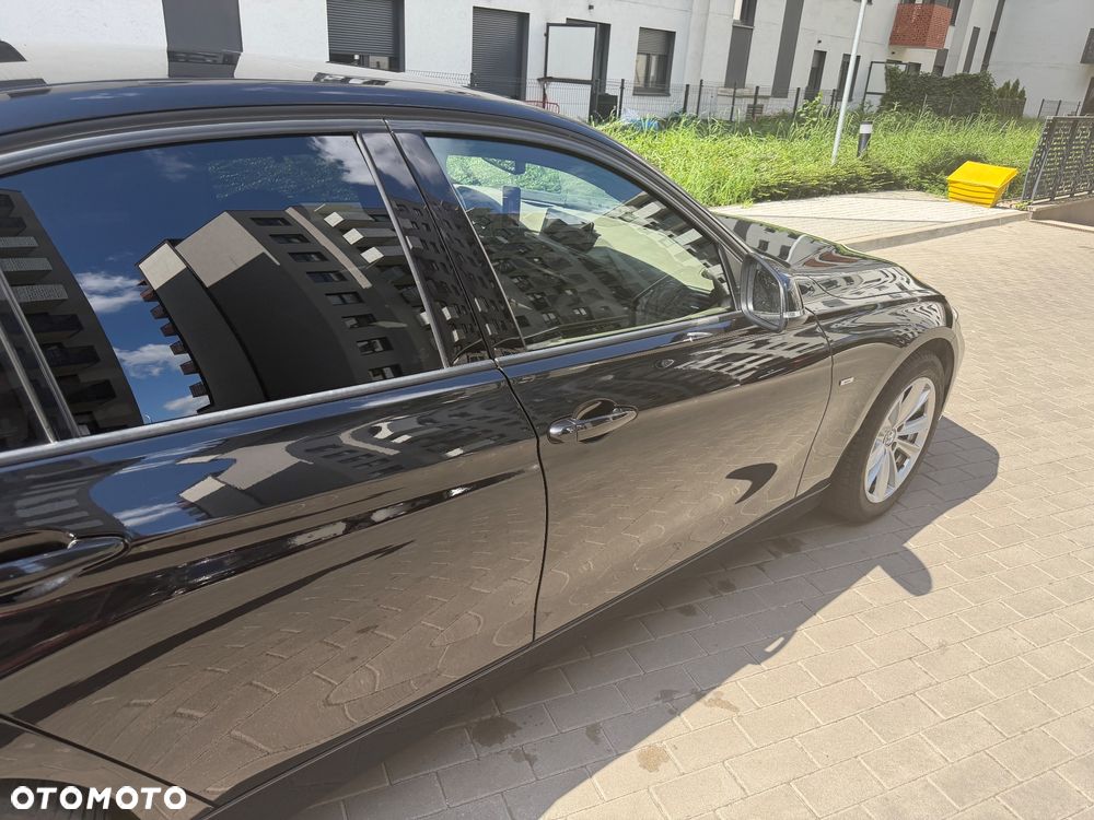 BMW Seria 3 - 12