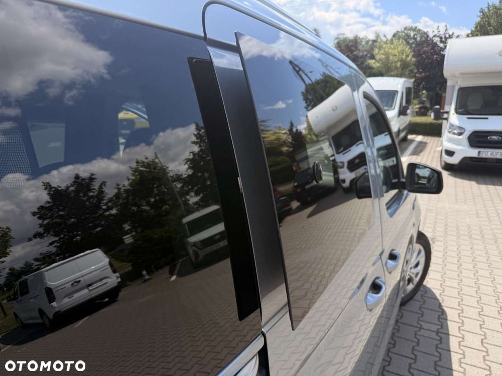Ford Tourneo Connect - 34