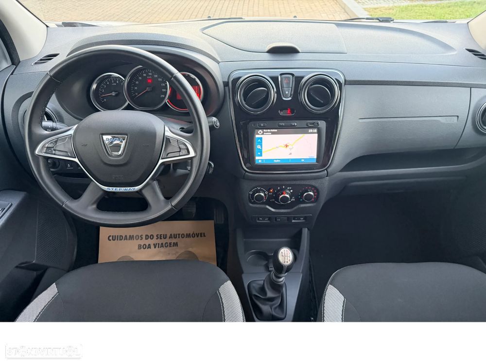 Dacia Lodgy 1.5 dCi Stepway 7L - 7