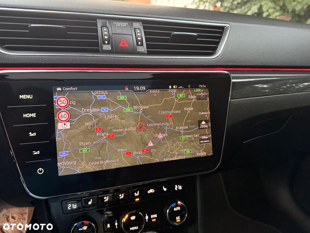 Skoda Superb 2.0 TDI Sportline - 24