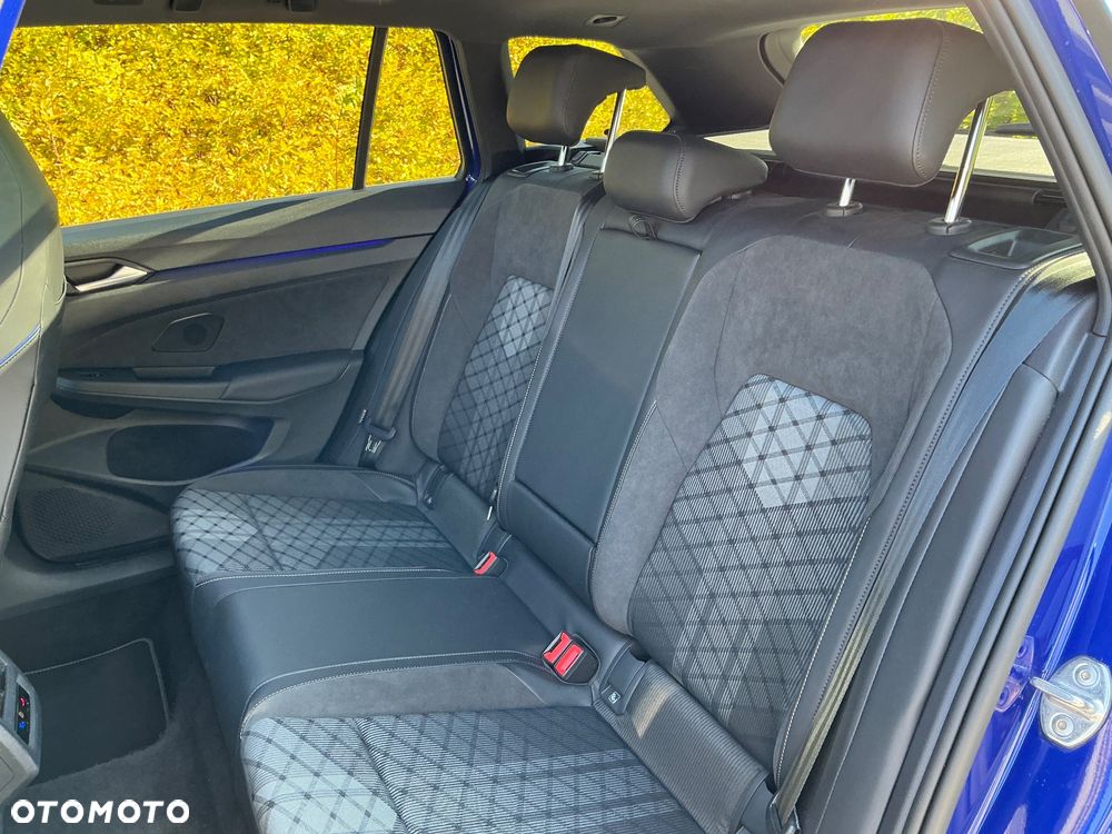 Volkswagen Golf - 20