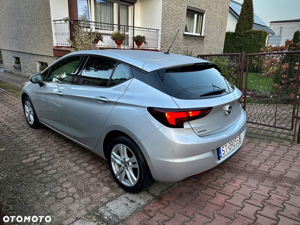 Opel Astra 1.2 T GS Line S&S - 4