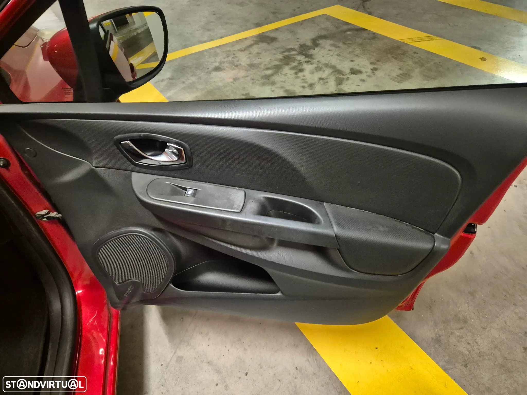 Renault Clio 0.9 TCE Dynamique S - 40