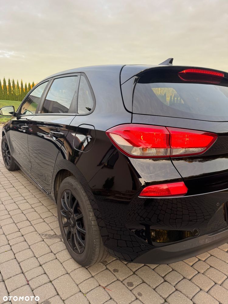 Hyundai i30 1.4 YES - 15