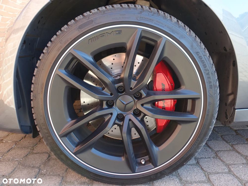 Mercedes-Benz Klasa E AMG 53 4Matic AMG Speedshift 9G-TCT - 39