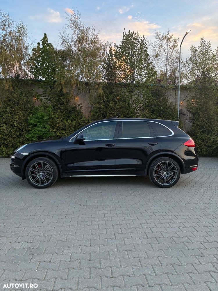 Porsche Cayenne - 5
