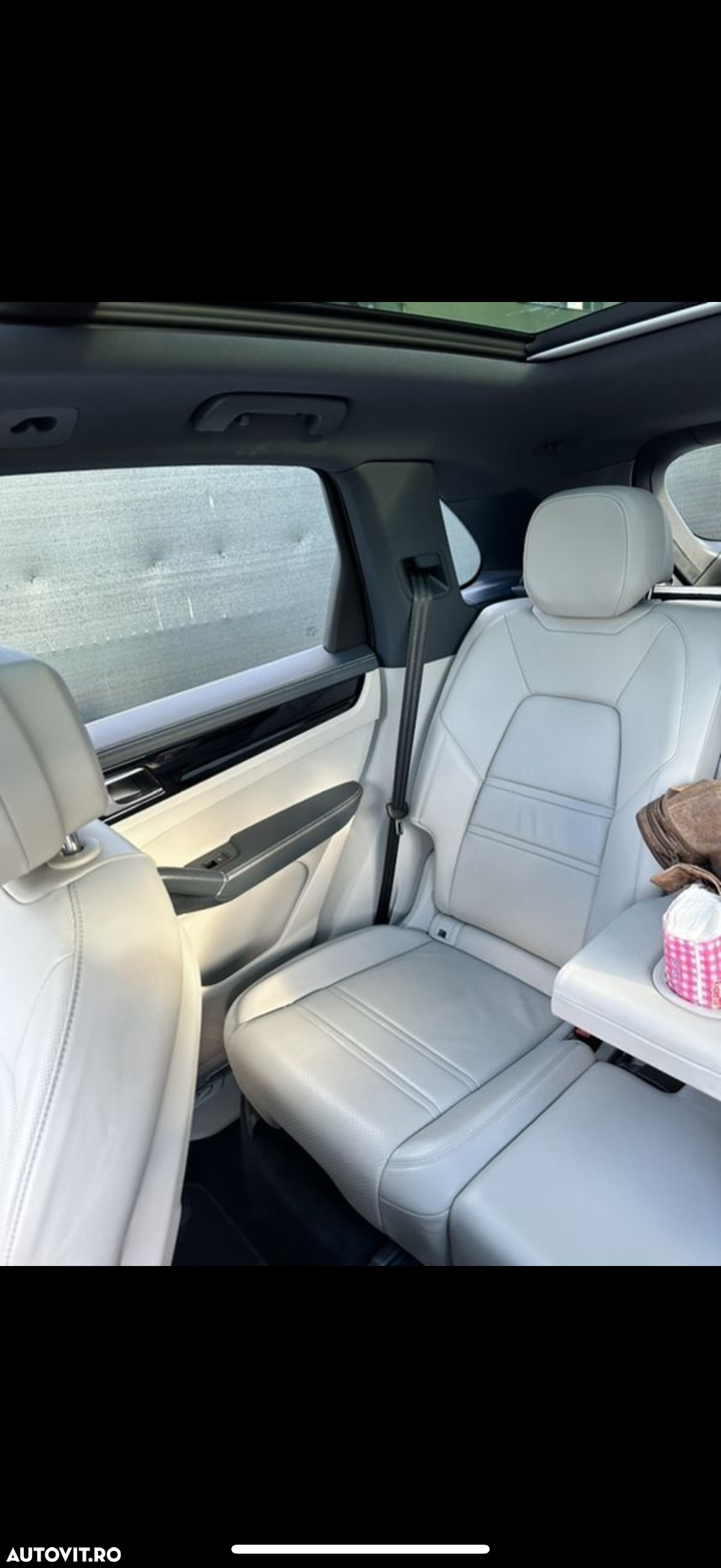 Porsche Cayenne Standard - 24