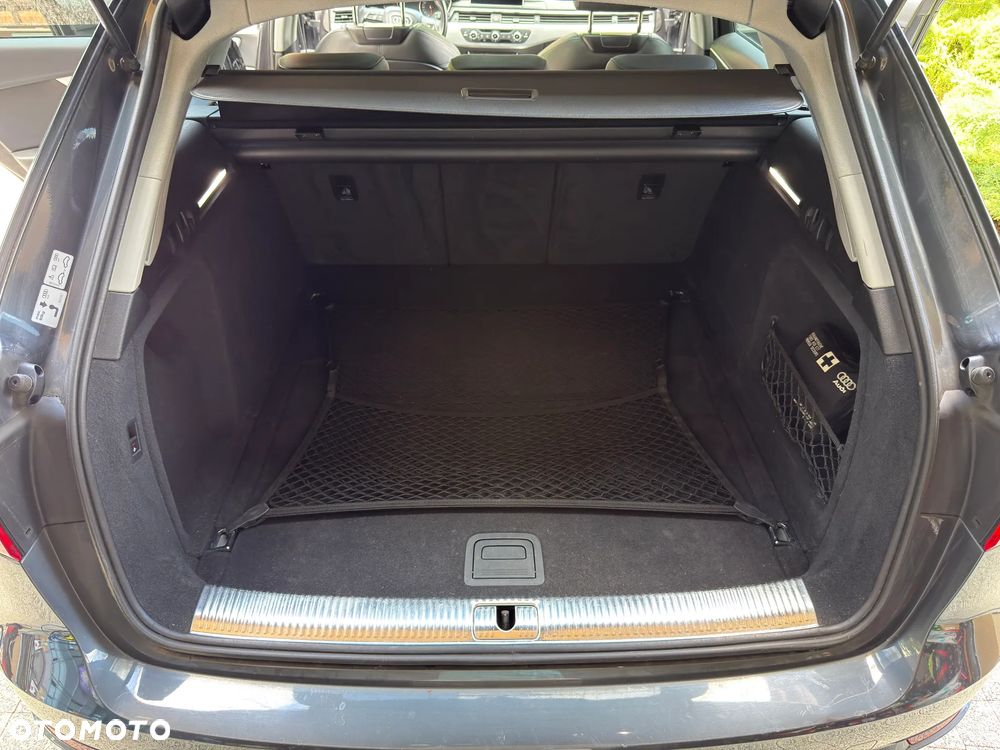 Audi A4 Avant 2.0 TDI ultra S tronic - 11