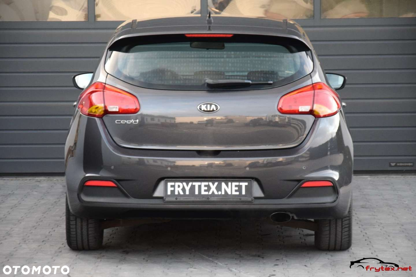 Kia Ceed - 13