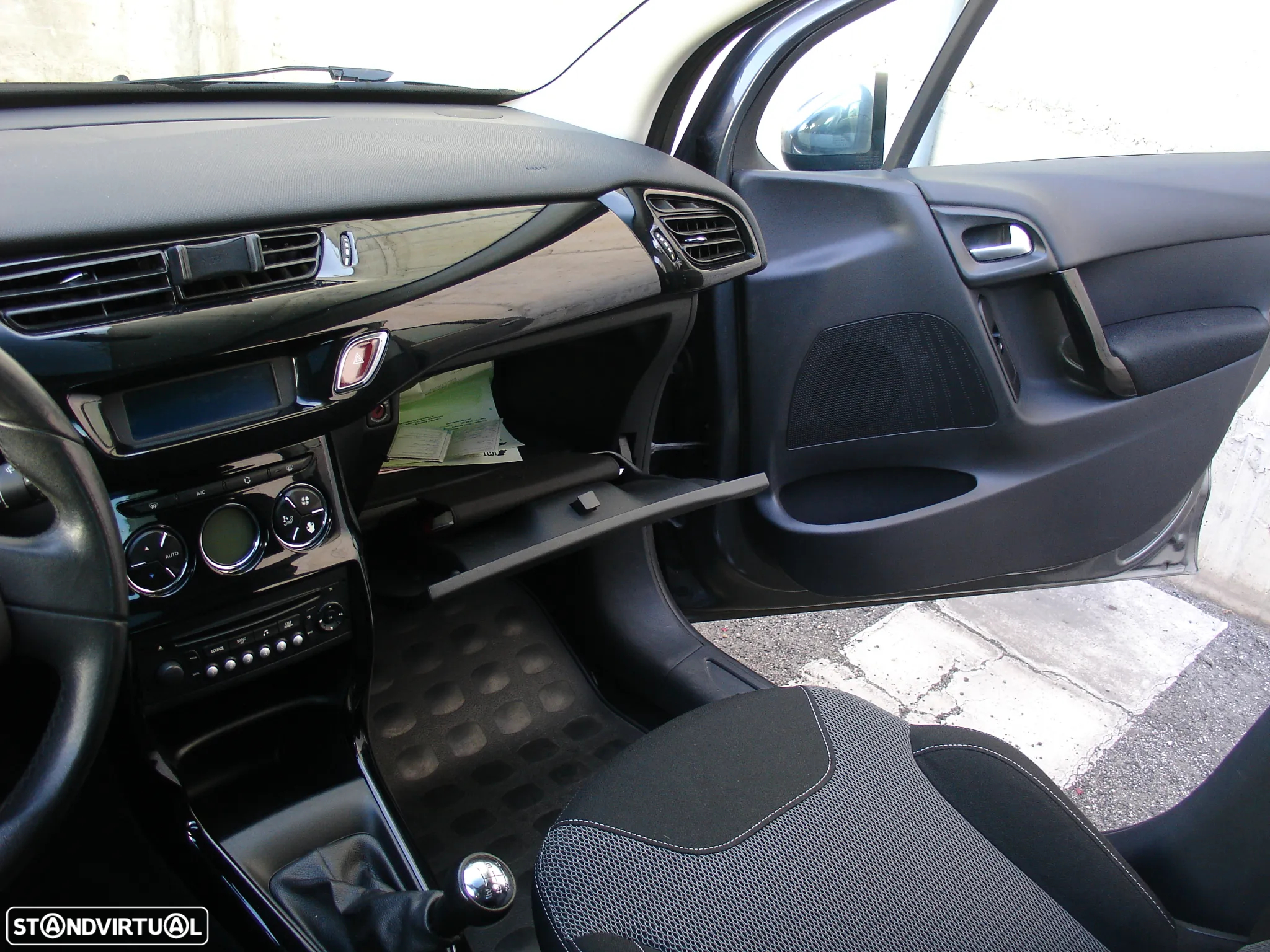 Citroën C3 1.4 HDi Airdream Exclusive - 5