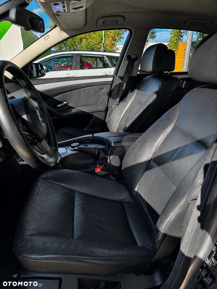 BMW Seria 5 - 12