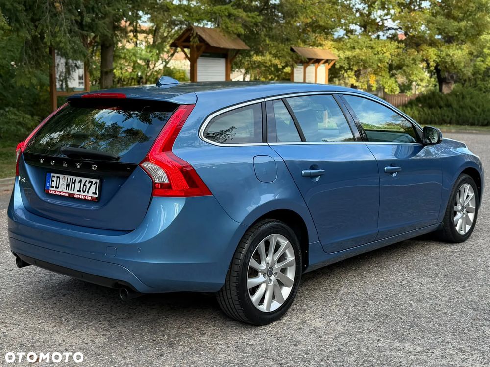 Volvo V60 2014 photo 4