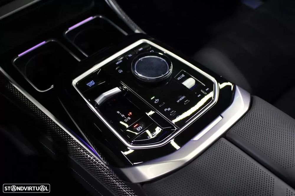 BMW i7 eDrive50 - 48