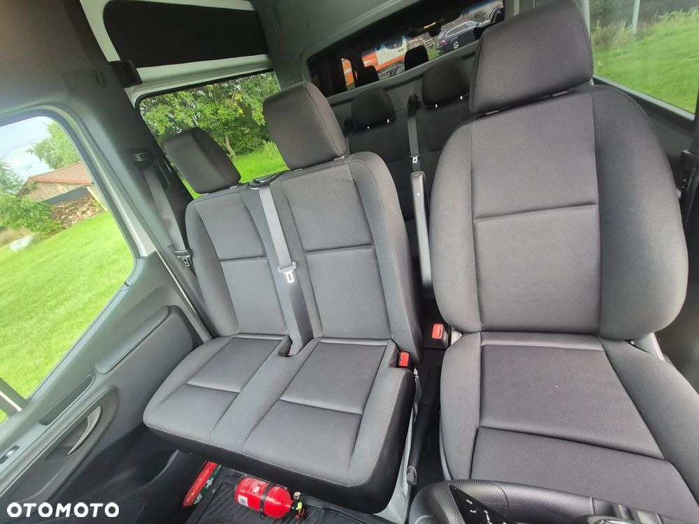 Mercedes-Benz Sprinter - 7