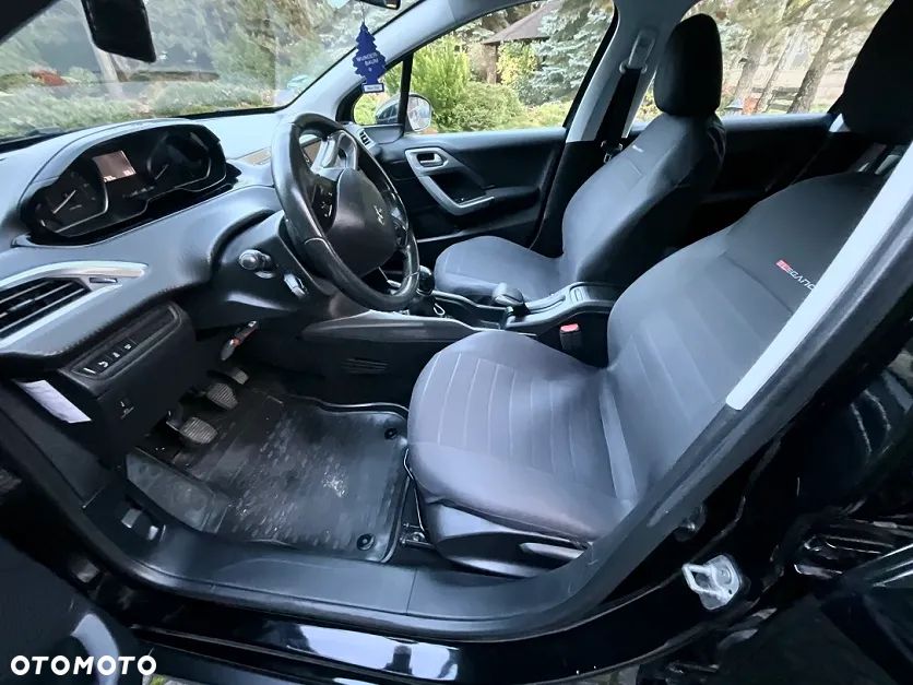 Peugeot 2008 2016 photo 5