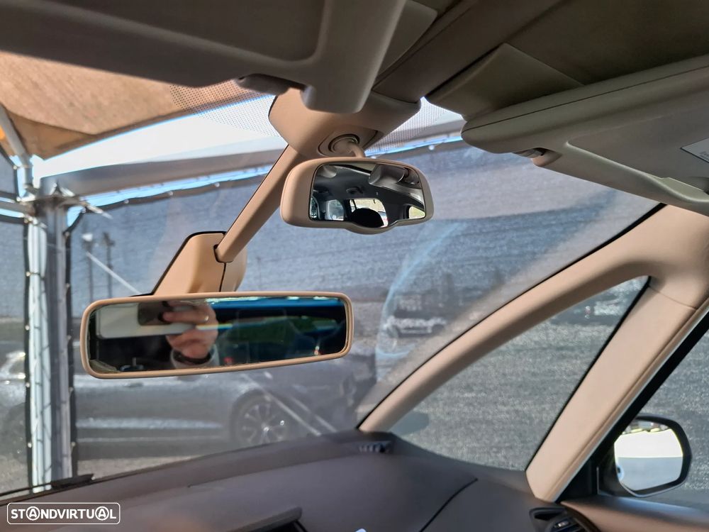 Citroën C4 Grand Picasso 1.6 HDi Exclusive - 23