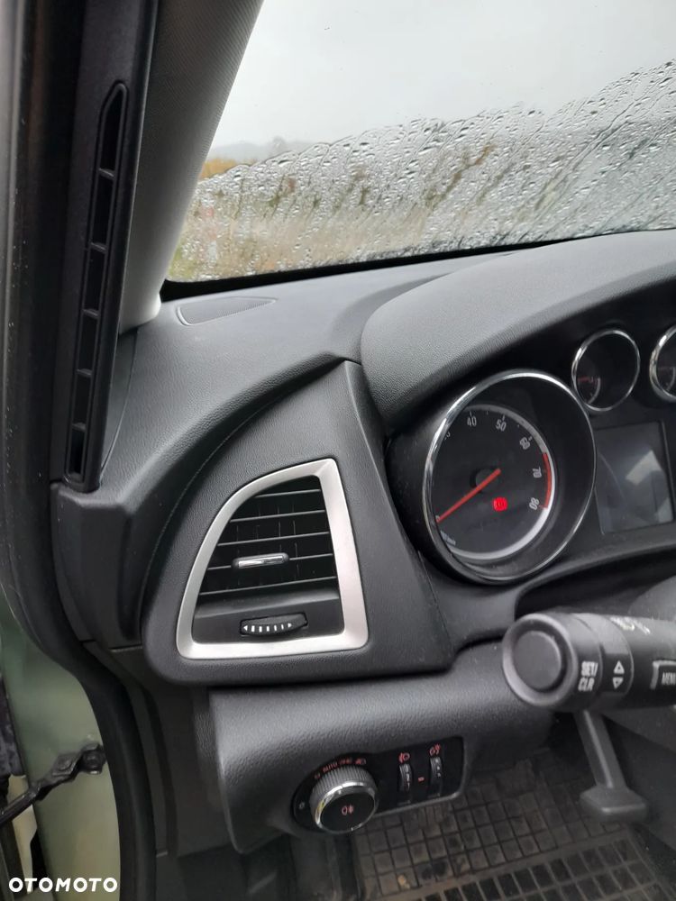 Opel Astra 1.6 Cosmo - 22