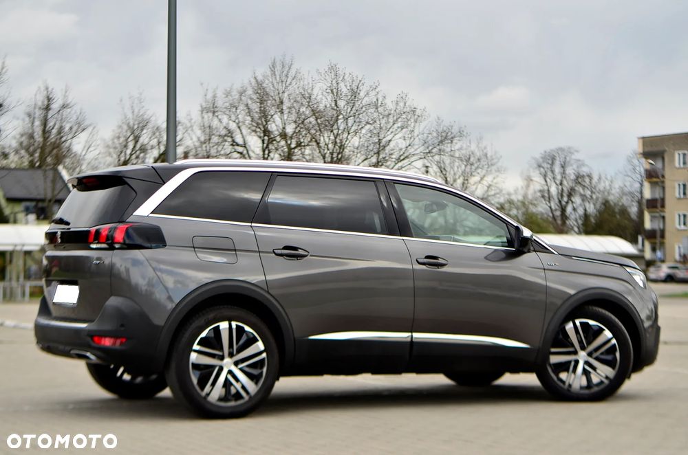 Peugeot 5008 - 11