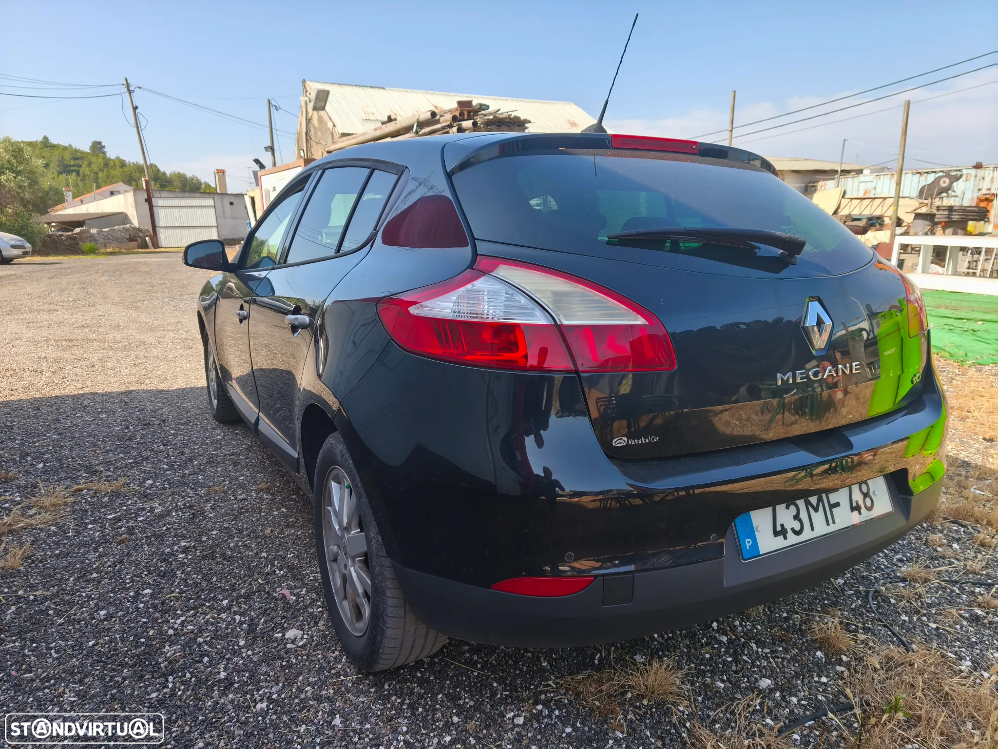 Renault Mégane 1.5 dCi Dynamique - 4