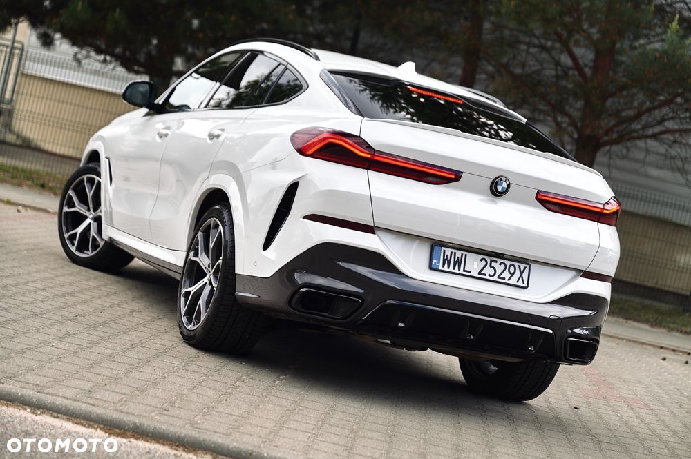 BMW X6 xDrive40d mHEV - 2