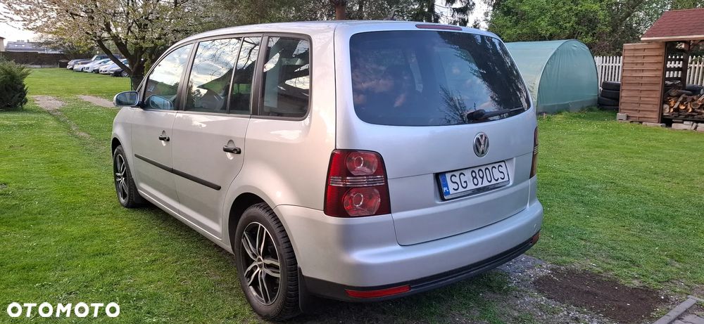 Volkswagen Touran 1.9 TDI DPF Conceptline - 28